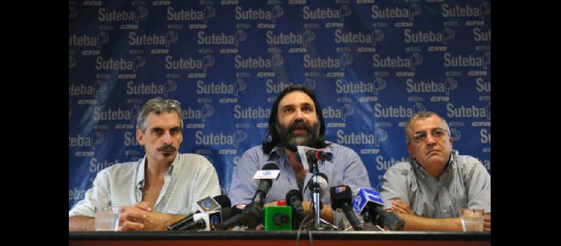 Suteba y Feb se adhirieron al paro
