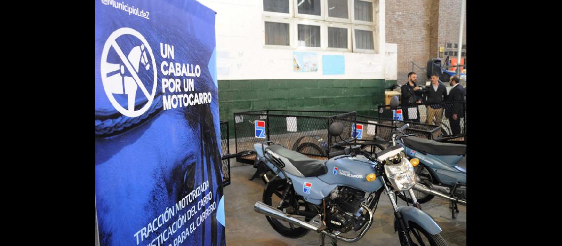 Martin presentacion de motocarros escuela tecnica n5 10