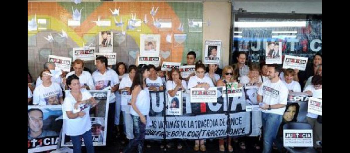 once tragedia