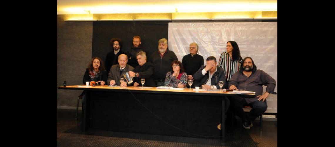 23-08-2016_buenos_aires_los_docentes_nucleados