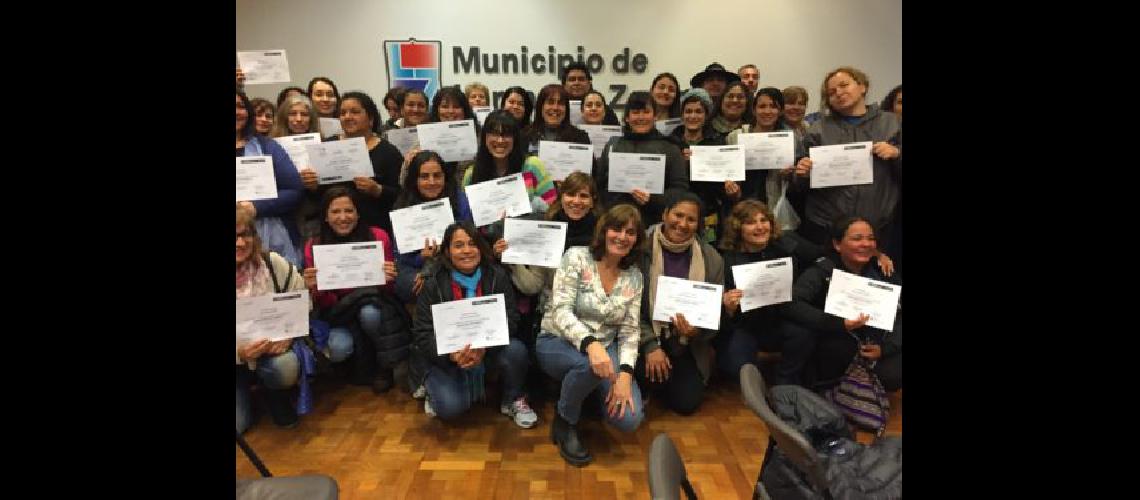 NOTA 2 Entrega certificados Manipuladores Alimentos