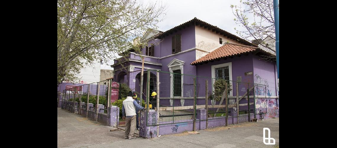 16-09-16-comenzaron-las-obras-de-remodelacion-de-la-casa-de-la-cultura-en-lanus-este