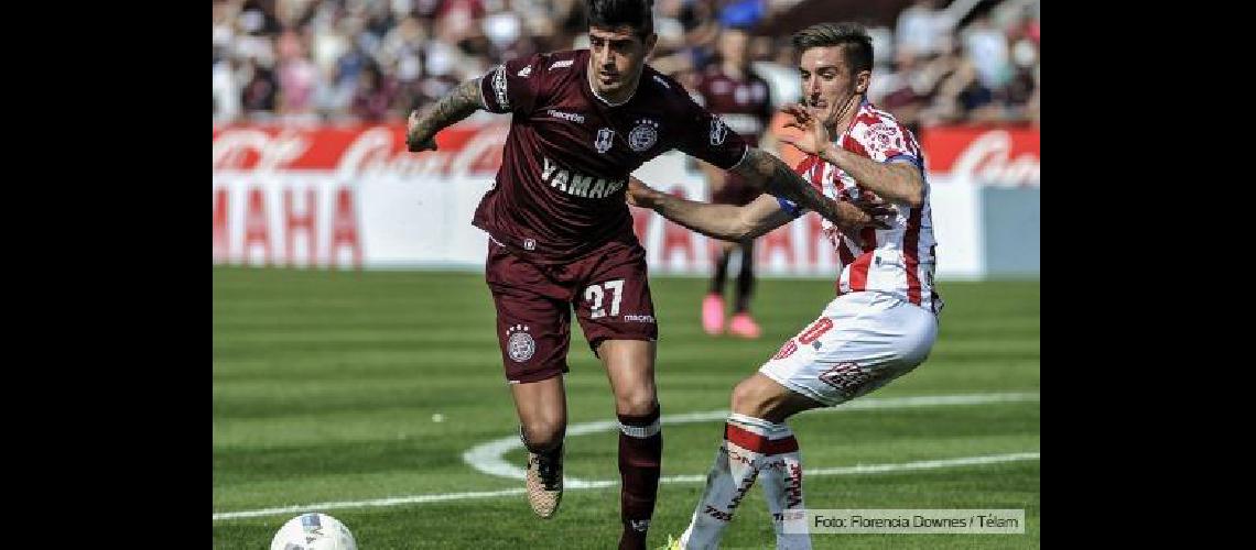 Lanuacutes marcoacute mal en pelota parada y Unioacuten aprovechoacute