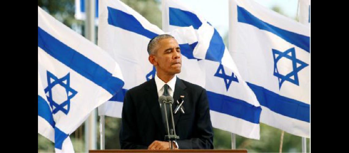 obama-funeral-peres