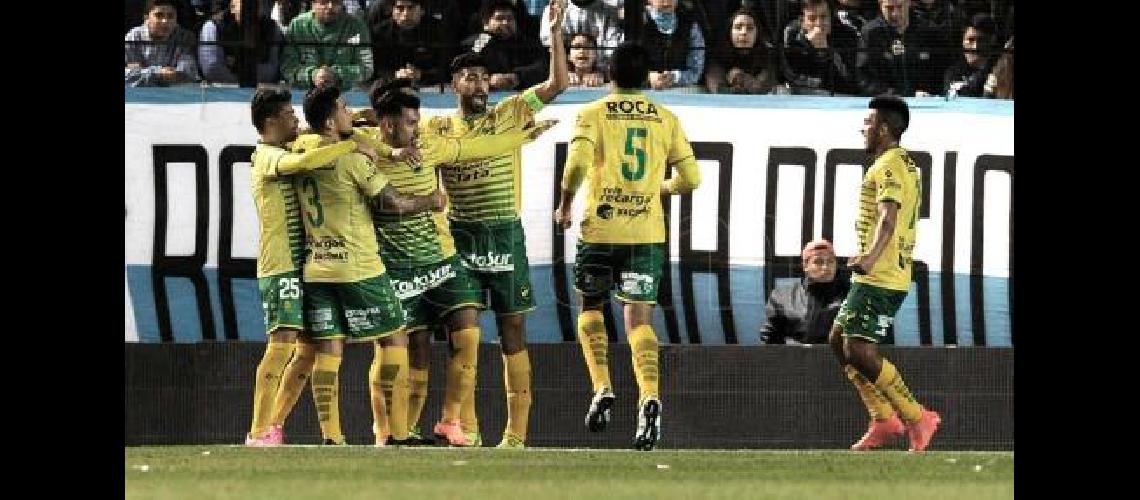 Defensa frente a Banfield- un choque del sur bonaerense