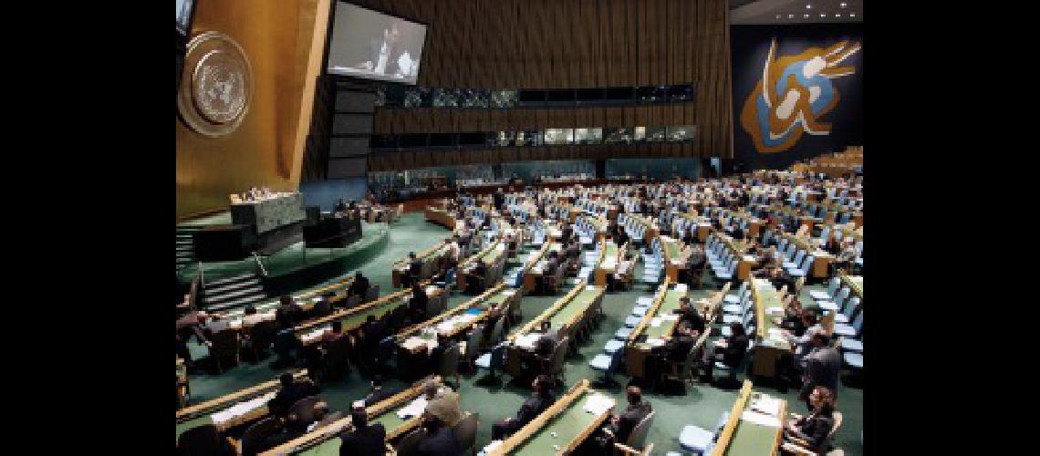 La ONU aproboacute investigar los criacutemenes en Alepo tras un duro debate