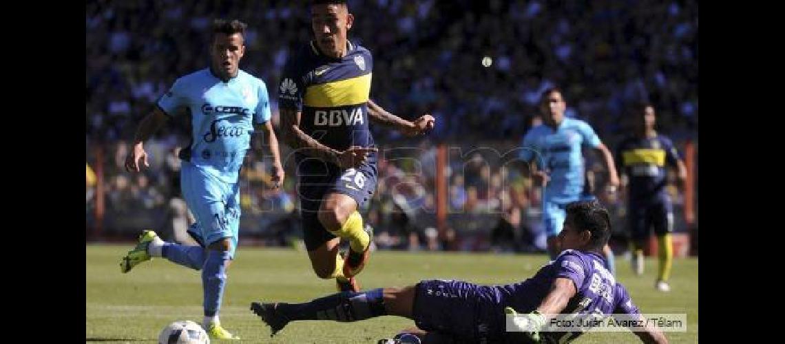 Boca aplastoacute a Temperley y le ganoacute 4 a 0