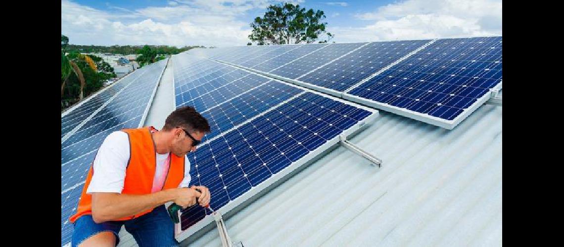 Claves del proyecto para que los usuarios puedan inyectar energiacutea renovable a la red eleacutectrica