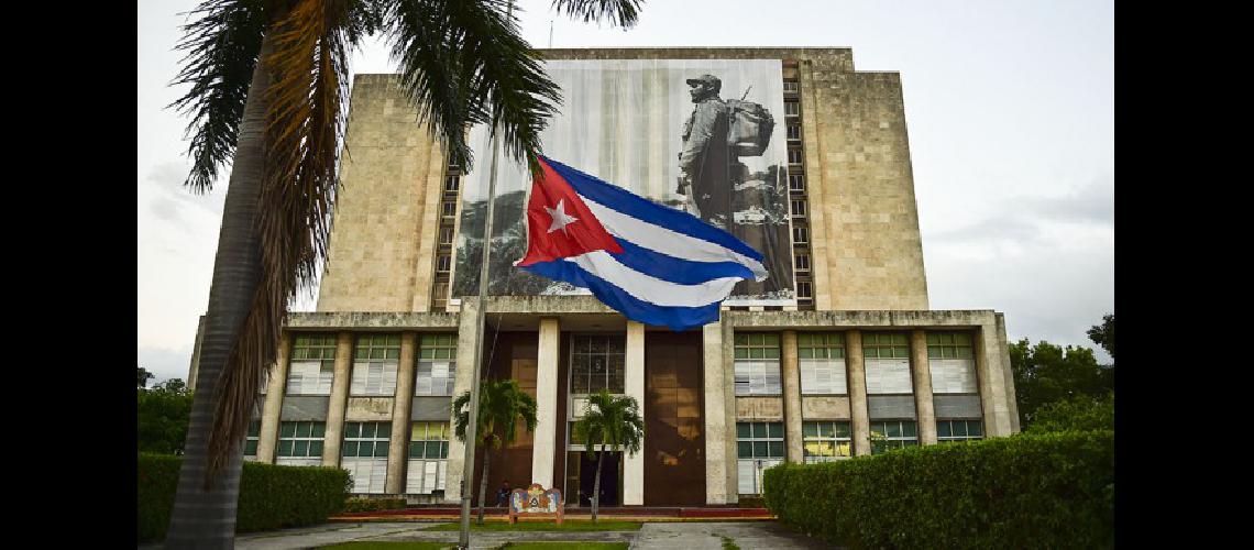 Comenzoacute la despedida a Fidel Castro en la Plaza de la Revolucioacuten
