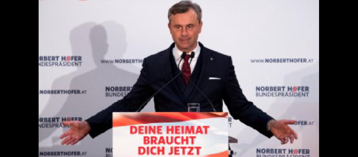 El ultranacionalista Norbert Hofer cerroacute su campantildea antes de las elecciones en Austria