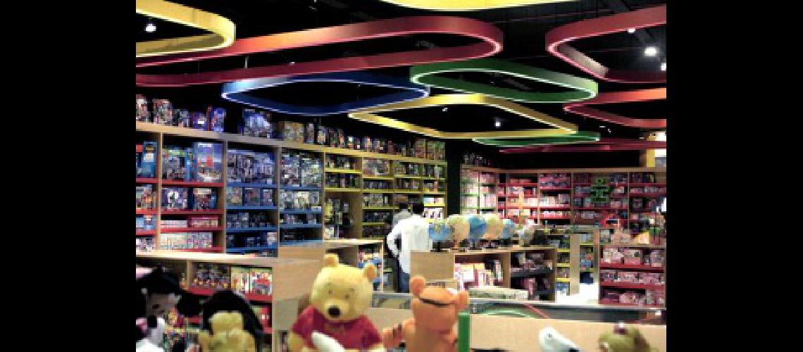 Los comerciantes de juguetes esperan para Navidad un ticket promedio menor al del Diacutea del Nintildeo