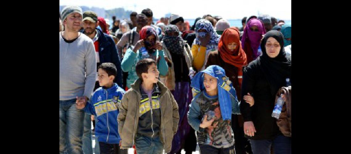 Soacutelo el 488-en-porciento- de los italianos prefiere permanecer en la UE