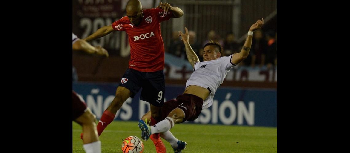 Herrera suentildea con arrancar el antildeo festejando en La Plata
