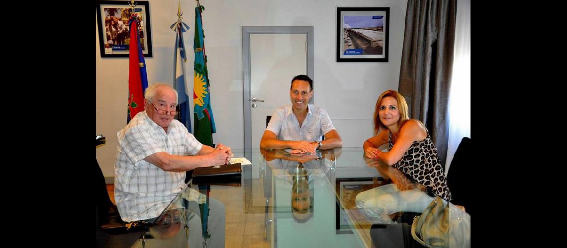 Continuacutea la ayuda a entidades sociales