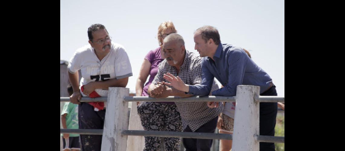 El Municipio de Lomas limpia el Galiacutendez para mejorar el drenaje