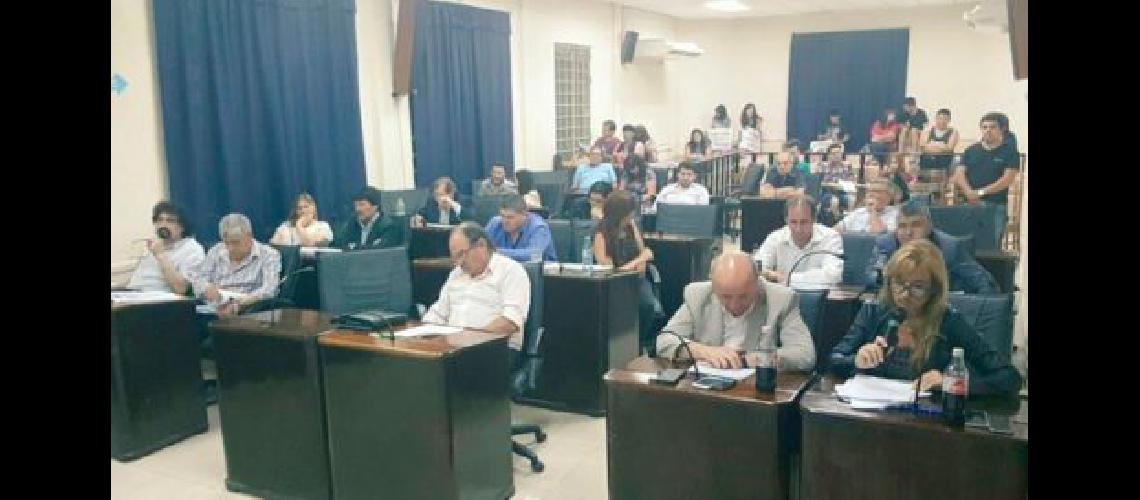 El Concejo autorizoacute al Ejecutivo a tomar un nuevo preacutestamo
