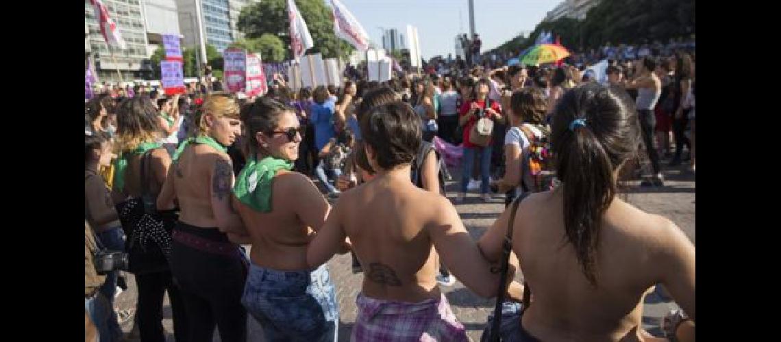 Protesta y ldquotetazordquo frente al Obelisco