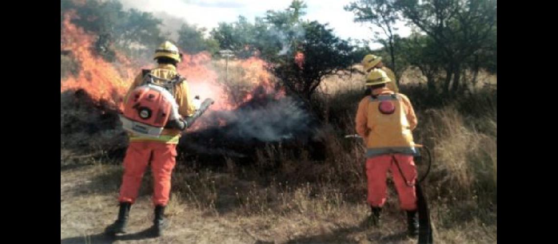 Incendio afectoacute la mina donde los trabajadores estaacuten en huelga