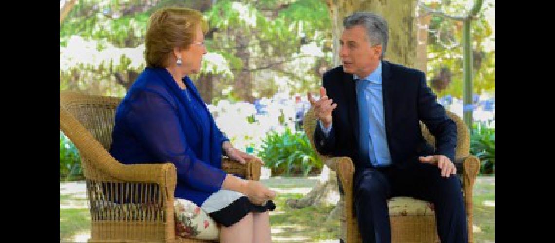 Macri viaja a Chile para encabezar con Bachelet el bicentenario de la batalla de Chacabuco