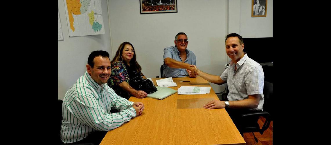 El Centro de Investigacioacuten Educativa de Lomas sumaraacute nuevos materiales