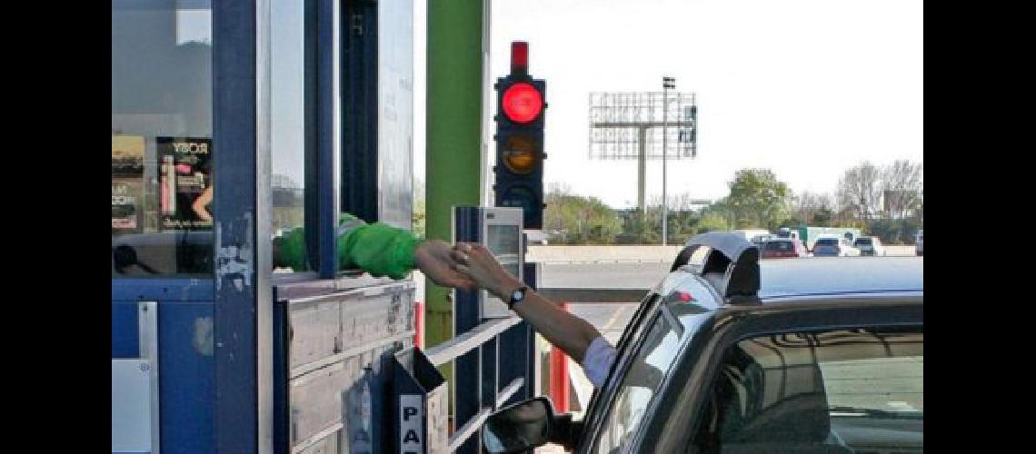 La suba en peajes y tarifas dispara la inflacioacuten de febrero
