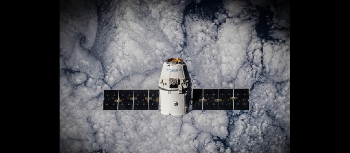 El cohete Space X es el primero en 6 antildeos en ser lanzado de Cabo Cantildeaveral