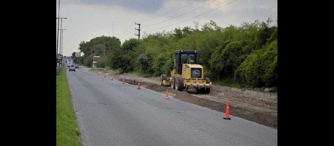Repavimentan Juan XXIII en sus dos manos y renuevan toda la zona