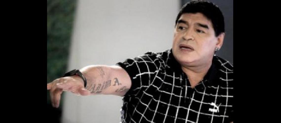 El fisco italiano suspendioacute la ejecucioacuten dictada sobre Maradona