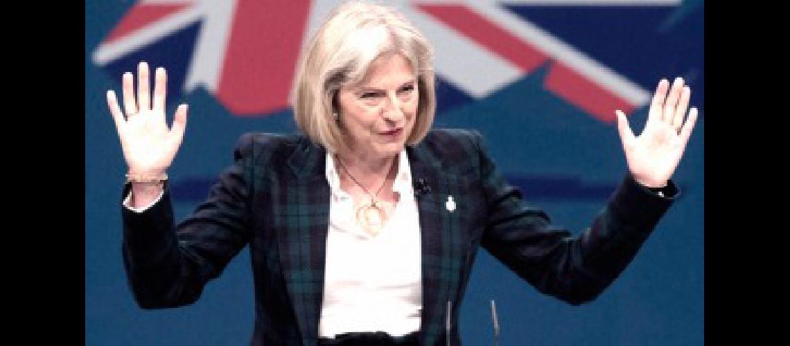 Theresa May podriacutea activar el artiacuteculo que inicia el brexit este martes