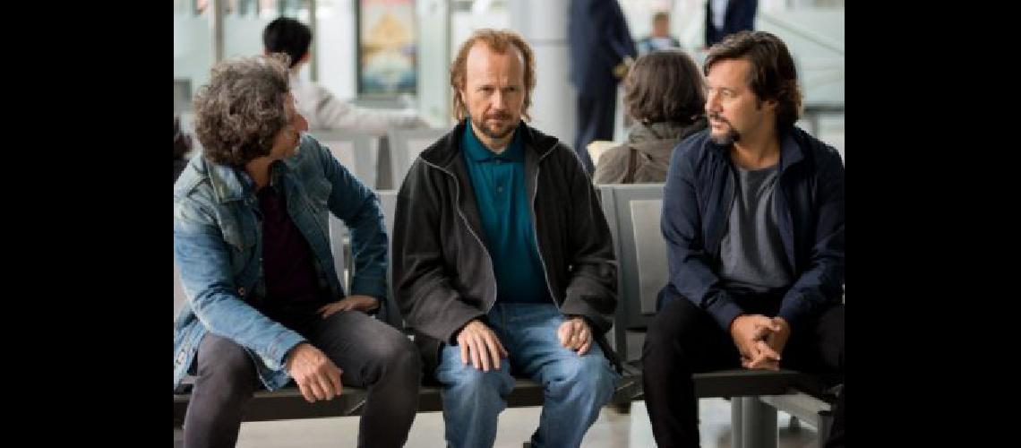Tres viejos amigos y un reencuentro poco deseado