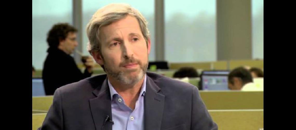 Frigerio se desligoacute de las paritarias