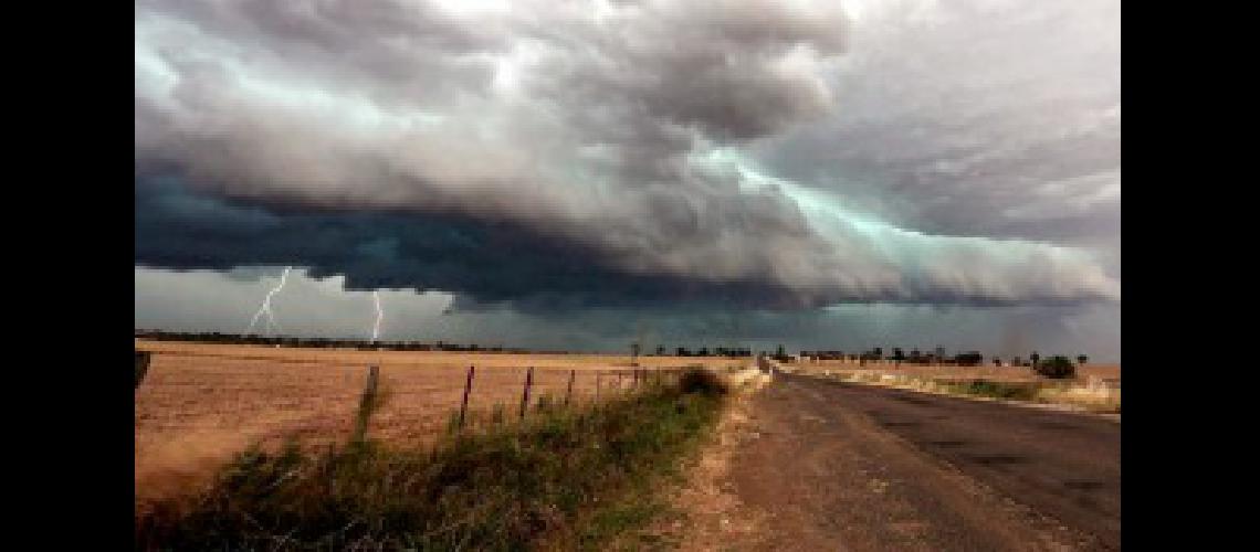 La suba de la temperatura y las tormentas indican el cambio climaacutetico en Argentina