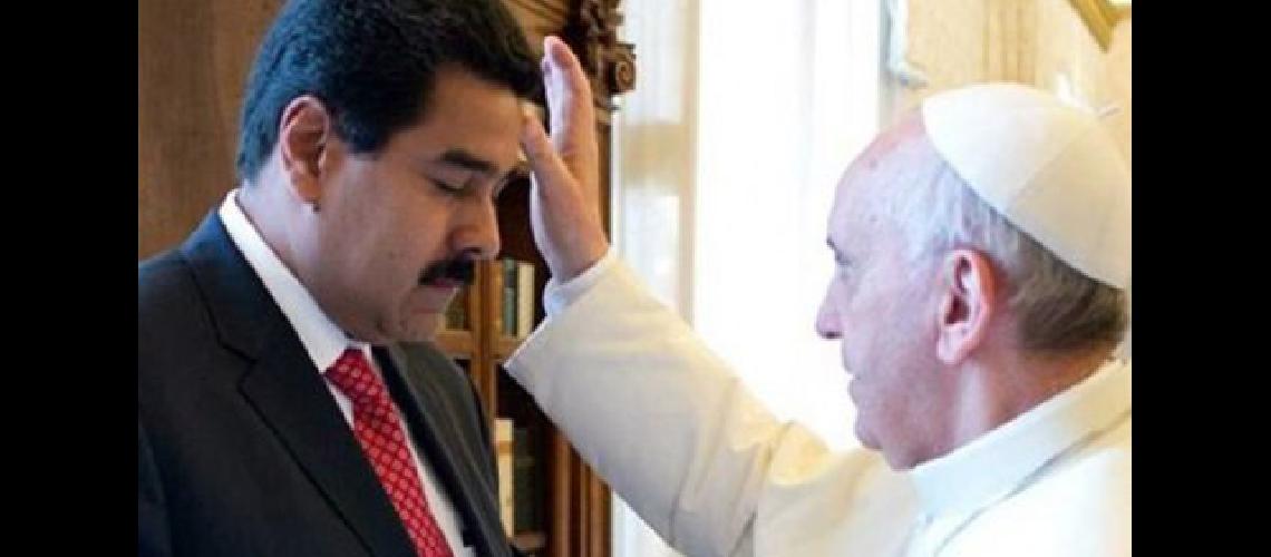 Venezuela pidioacute la suspensioacuten de la sesioacuten de la OEA
