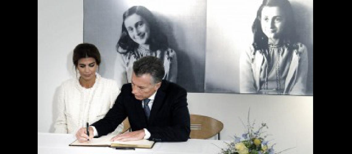 Macri visitoacute la casa de Ana Frank junto con la Reina Maacutexima de Holanda
