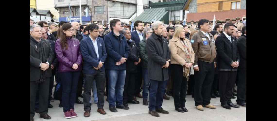 ldquoEl paiacutes nunca dejaraacute de reclamar la soberaniacutea sobre Malvinasrdquo aseguroacute Frigerio en Ushuaia