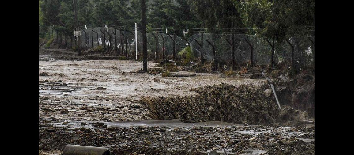 Maacutes de 2000 casas destruidas por las inundaciones en Comodoro Rivadavia