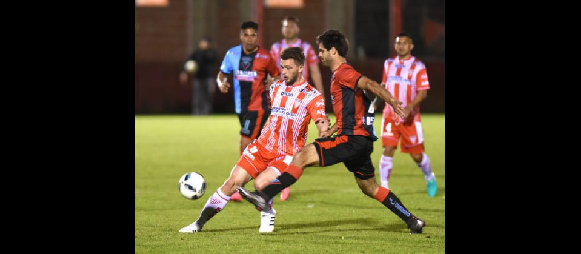 Un duelo clave con la misioacuten de escalar