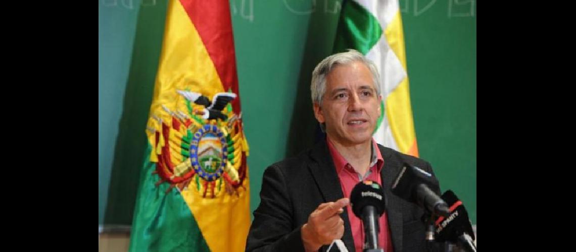 Iroacutenico saludo del vicepresidente boliviano a la supuesta unidad de la oposicioacuten