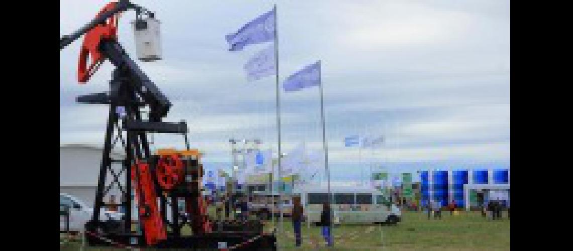 Un pueblo de 11 mil habitantes de La Pampa recibe 5 millones mensuales de regaliacuteas petroleras