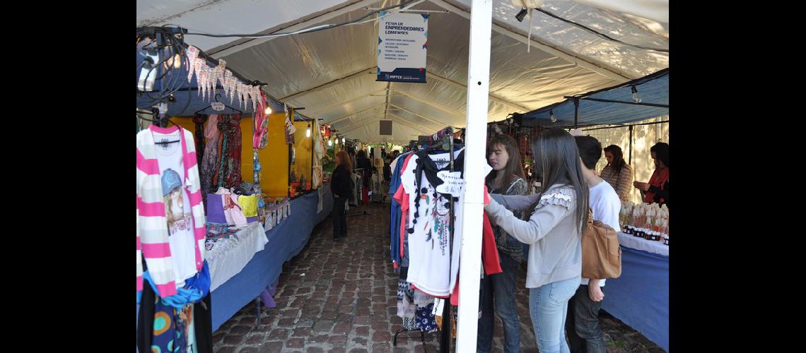Nueva feria para impulsar a los emprendedores locales