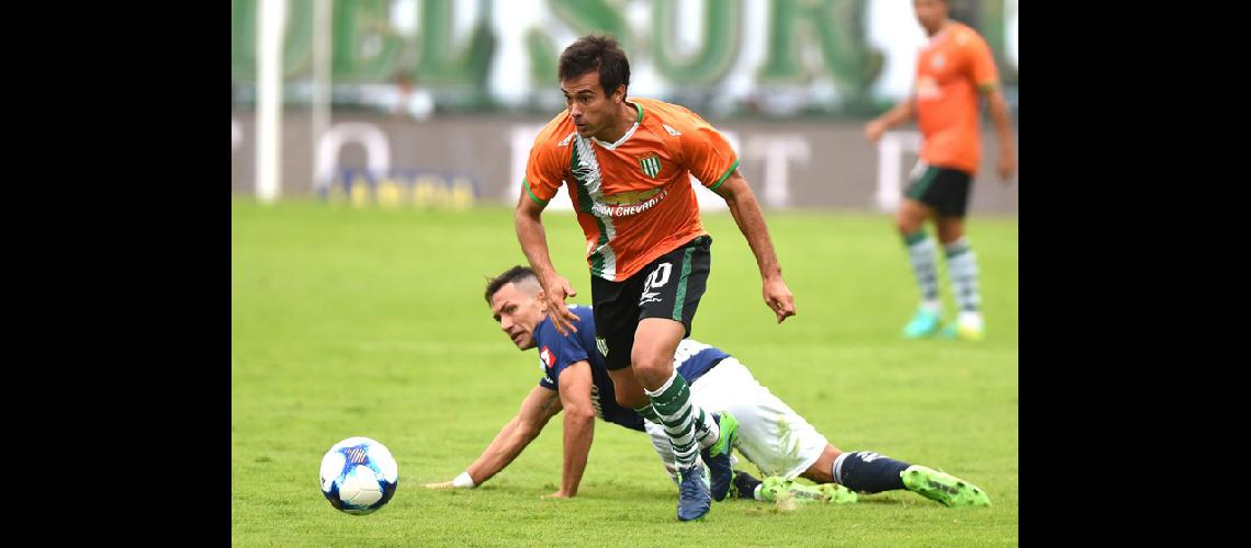 Banfield lo liquidoacute al final y sigue en carrera para entrar a las copas