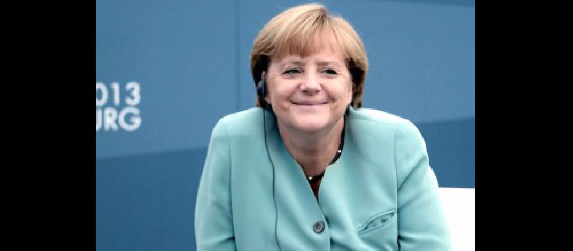 Merkel reiteroacute su deseo de una victoria de Macron en Francia