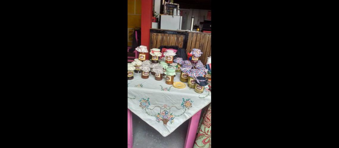 Feria de disentildeo y productos saludables