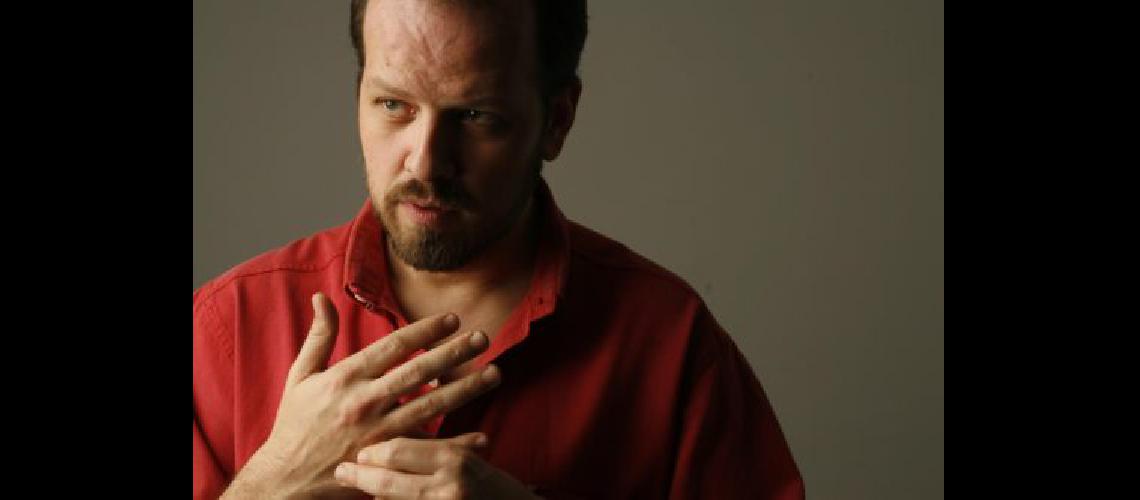 El muacutesico Diego Schizzi daraacute un concierto gratuito