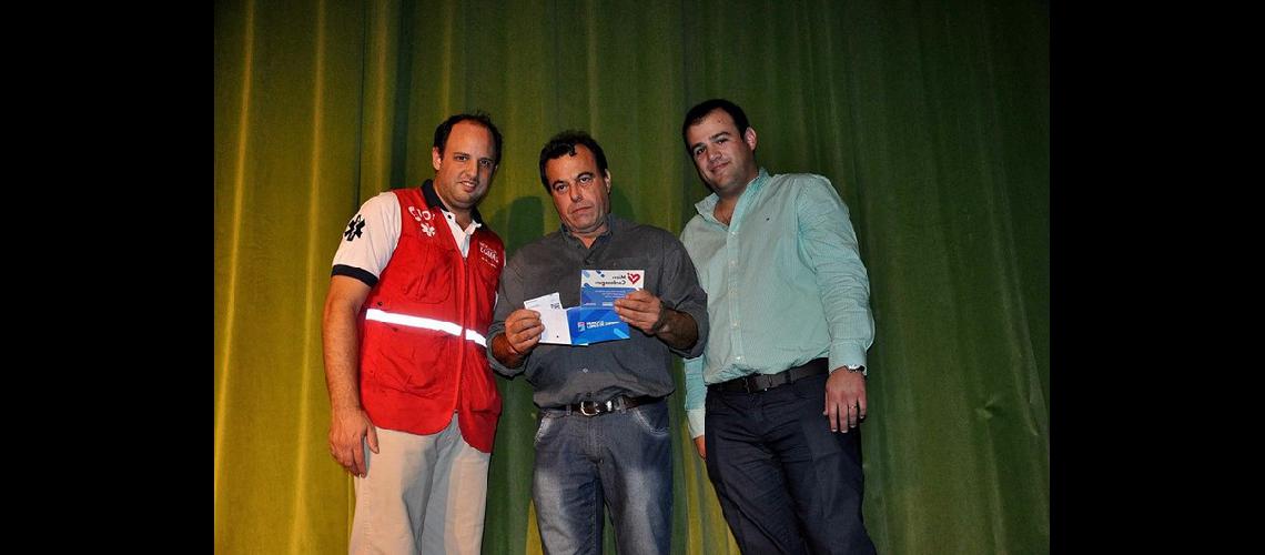Dieron cursos de RCP a maacutes de 300 choferes y celadores