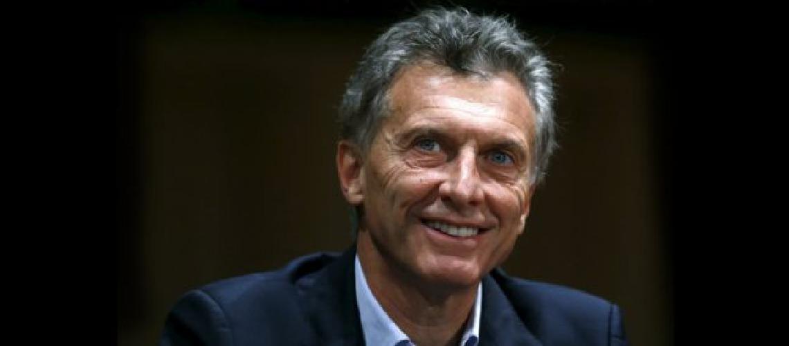Macri felicitoacute a Macron y lo convocoacute a seguir trabajando juntos por un mundo maacutes integrado y proacutespero