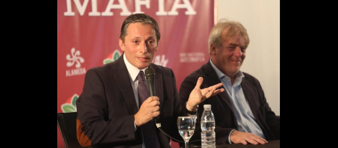 Se realizoacute el Congreso Antimafia