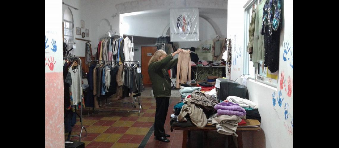 Feria americana para ayudar a un centro de atencioacuten social