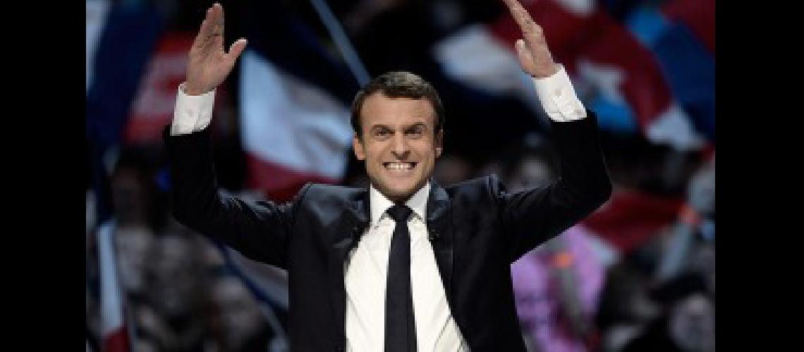 Tras asumir Macron nombraraacute hoy al primer ministro