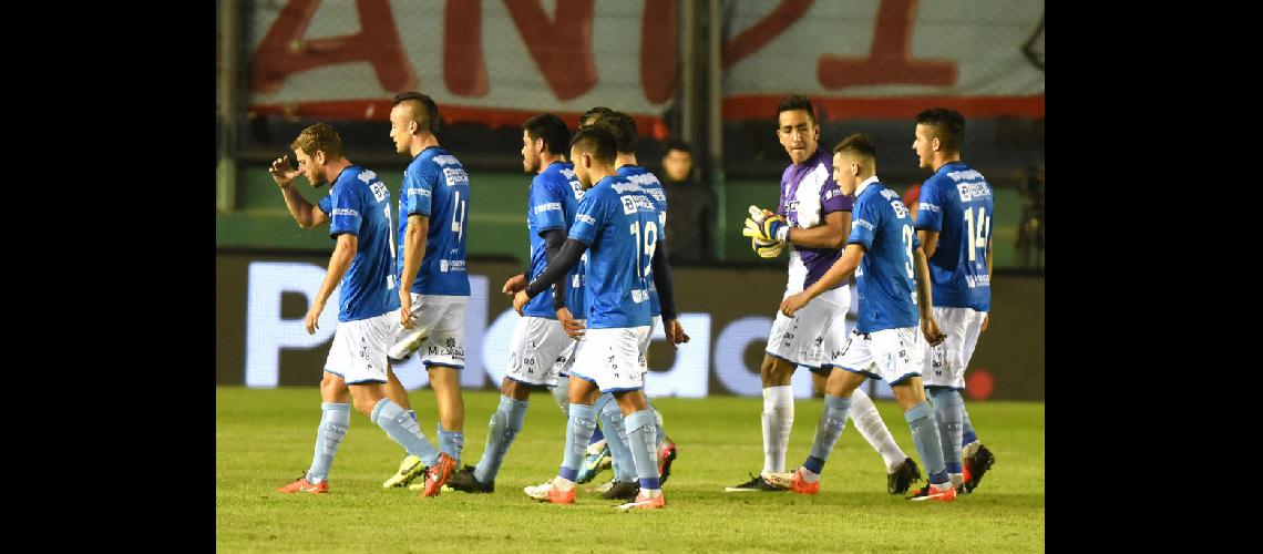 A Temperley no le salioacute nada y sufrioacute un duro golpe